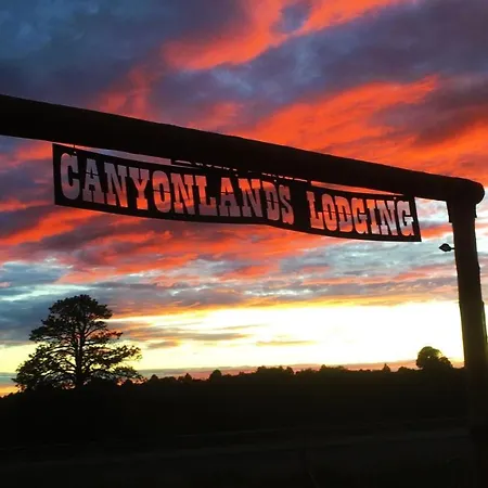 Ranch Mountain Cabin, Stunning! Campfire, Hiking Monticello Exterior photo