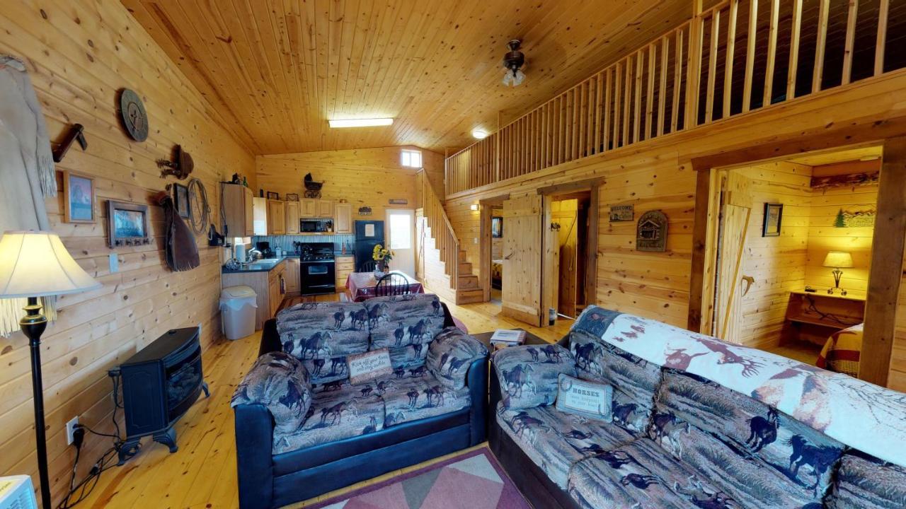 Holiday home Ranch Mountain Cabin, Stunning! Campfire, Hiking Monticello