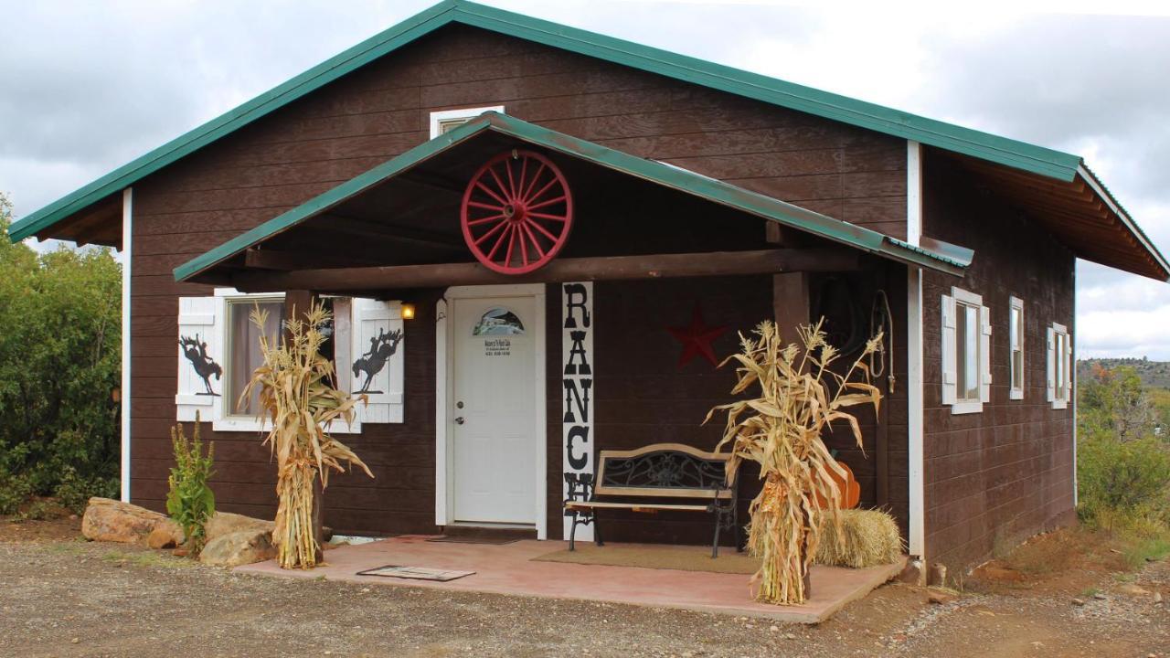 Holiday home Ranch Mountain Cabin, Stunning! Campfire, Hiking